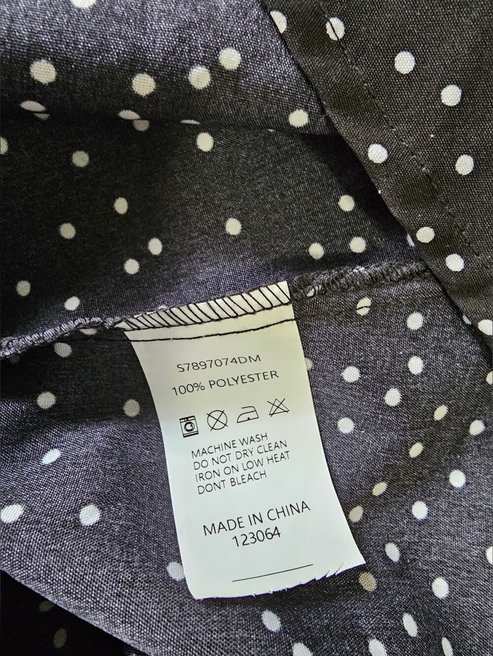Plus Size Polka Dot V-Neck Women's Dress - Picture 4 of 5